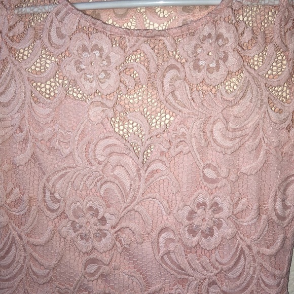 Blush Lace Dress - Picture 3 of 6